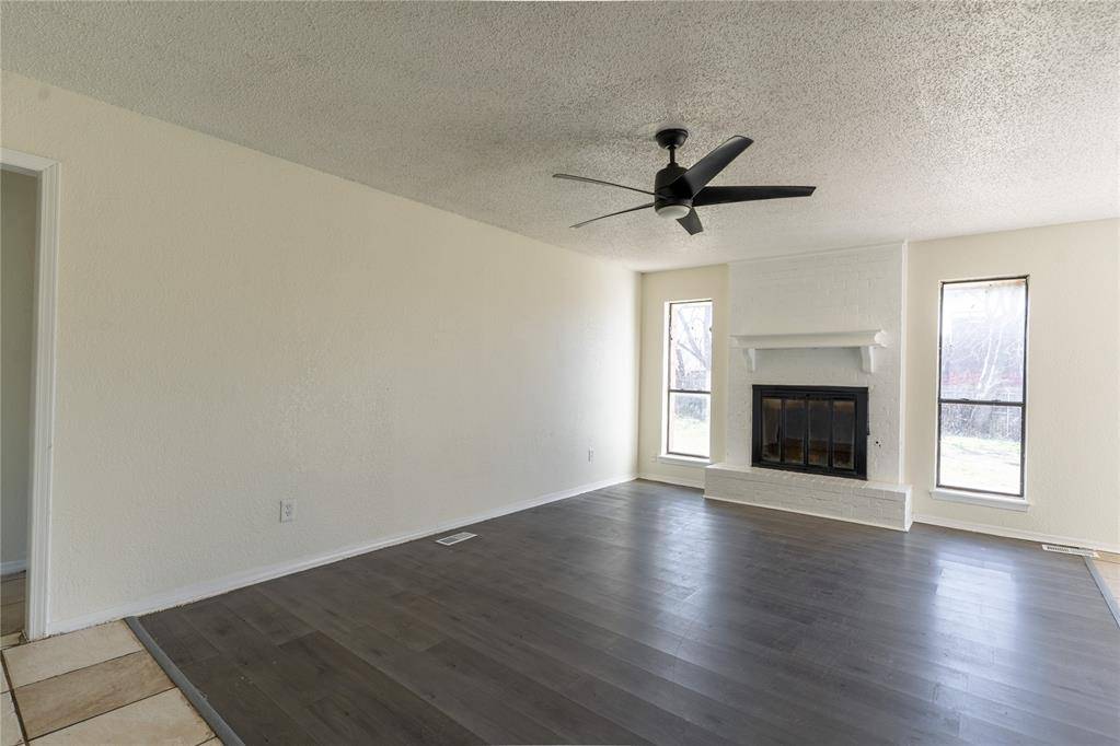 11709 N Lee PL, Oklahoma City, OK 73114