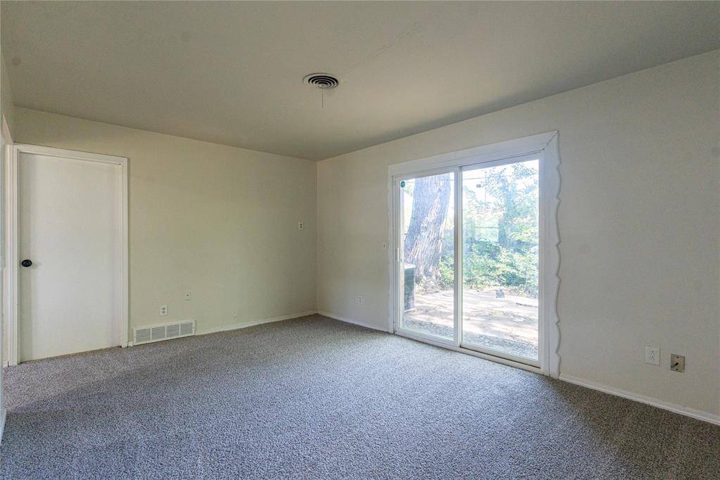 3201 Longridge RD, Del City, OK 73115