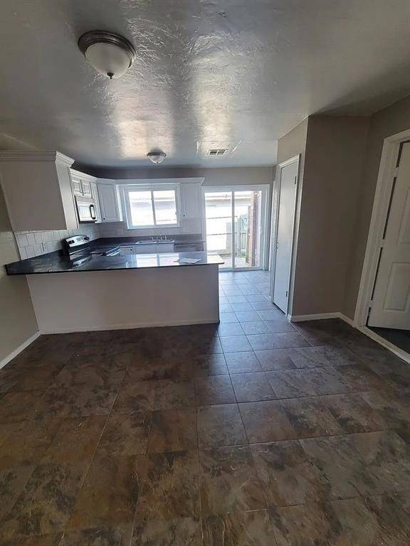 705 NW 111th ST, Oklahoma City, OK 73114