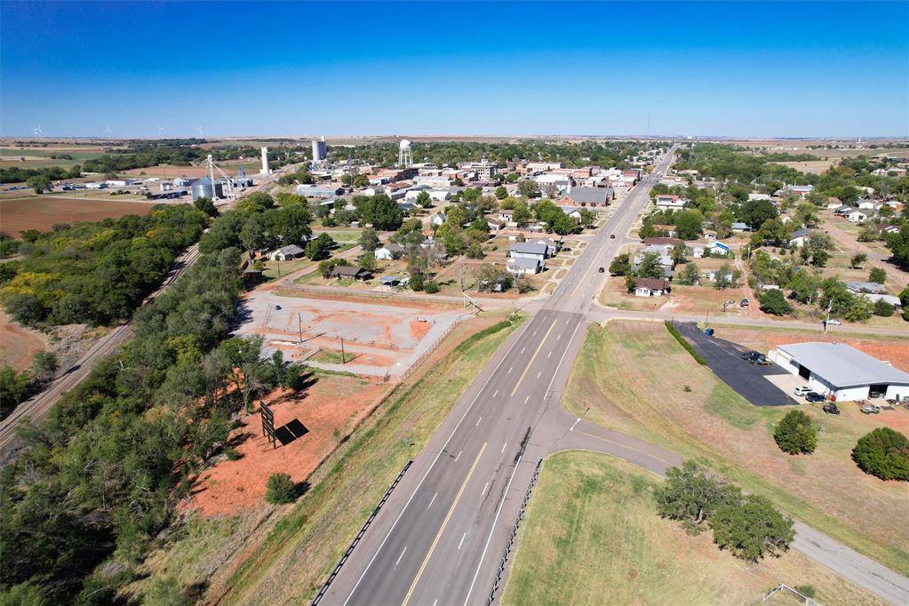 301 E Caddo ST, Cordell, OK 73632
