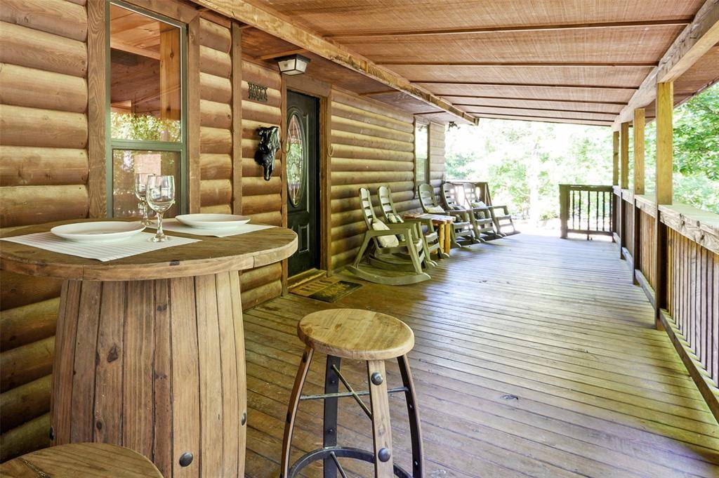 14 Mahi RD, Broken Bow, OK 74728
