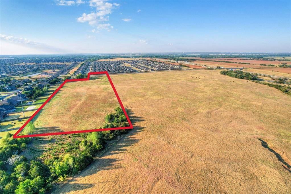 W Britton RD, Yukon, OK 73099