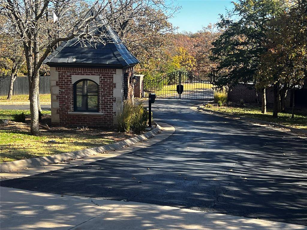 11537 Winding Lake DR, Arcadia, OK 73007