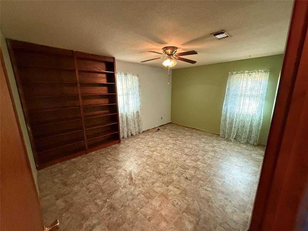 479 White Hawk RD, Valliant, OK 74764
