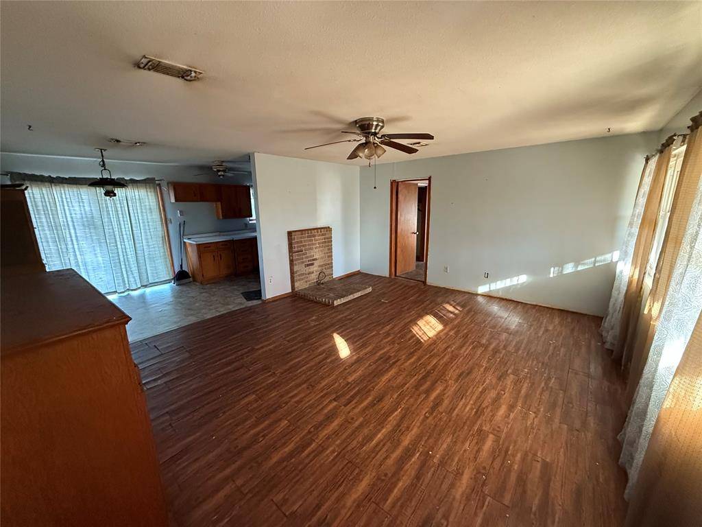 479 White Hawk RD, Valliant, OK 74764