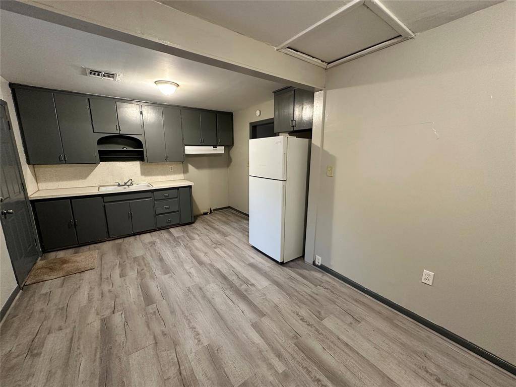 3929 SE 22, Del City, OK 73115
