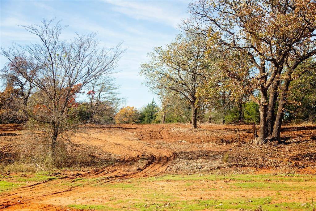 7469 Old Oak TRL, Guthrie, OK 73044