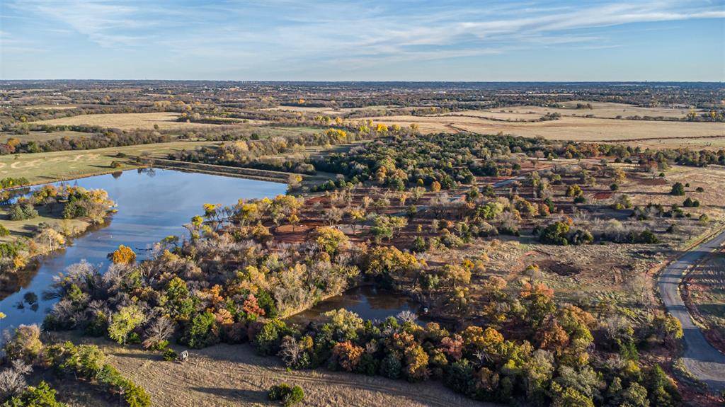 7368 Old Oak TRL, Guthrie, OK 73044