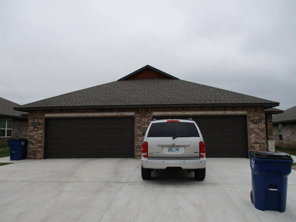 1829 Cypress LN, El Reno, OK 73036