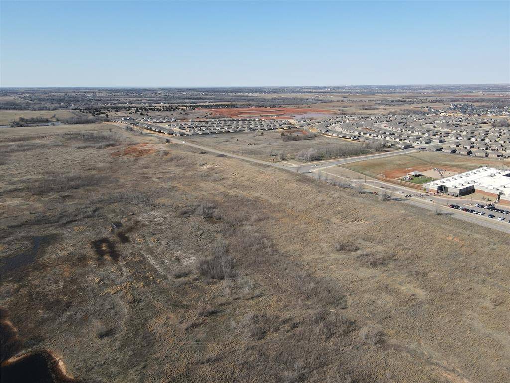 9003 N Mustang RD, Yukon, OK 73099