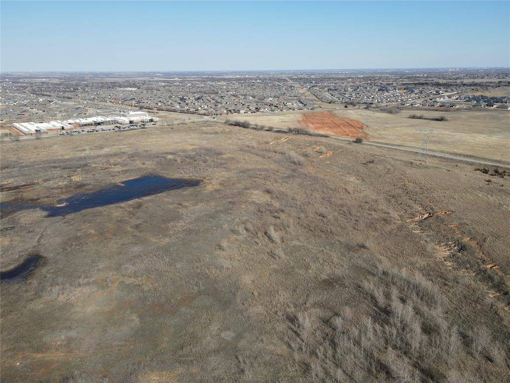 9003 N Mustang RD, Yukon, OK 73099