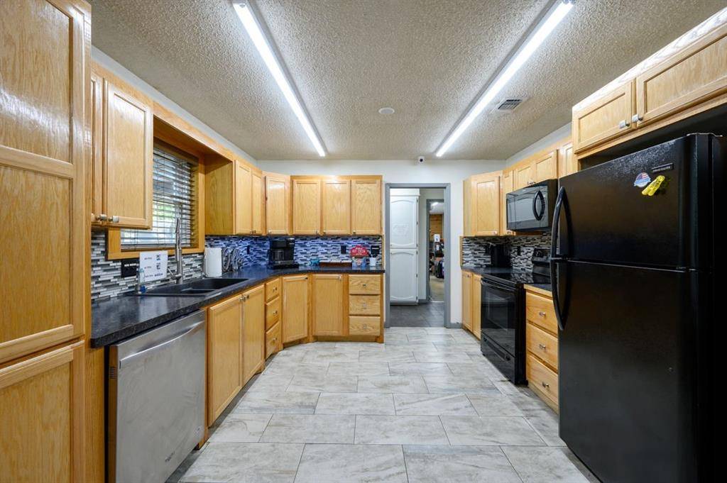 141 Wildwood TRL, Broken Bow, OK 74728