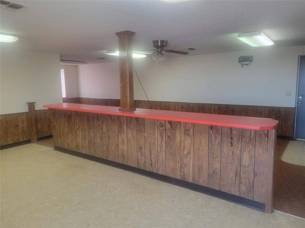 610 SE 4th ST, Lindsay, OK 73052