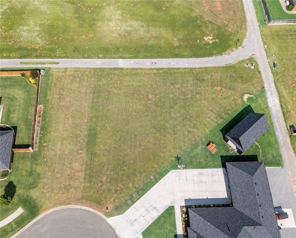 3500 Nicklaus DR, Weatherford, OK 73096