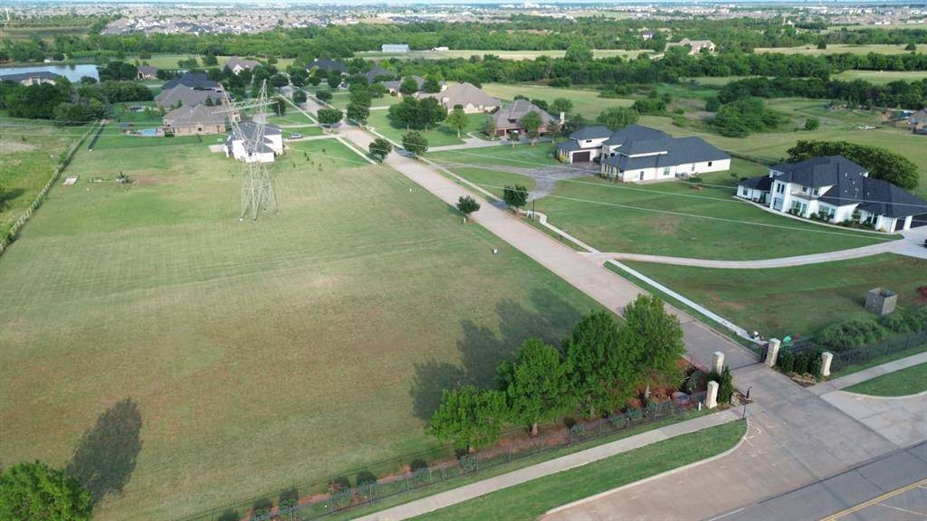 7917 NW 158th ST, Edmond, OK 73013