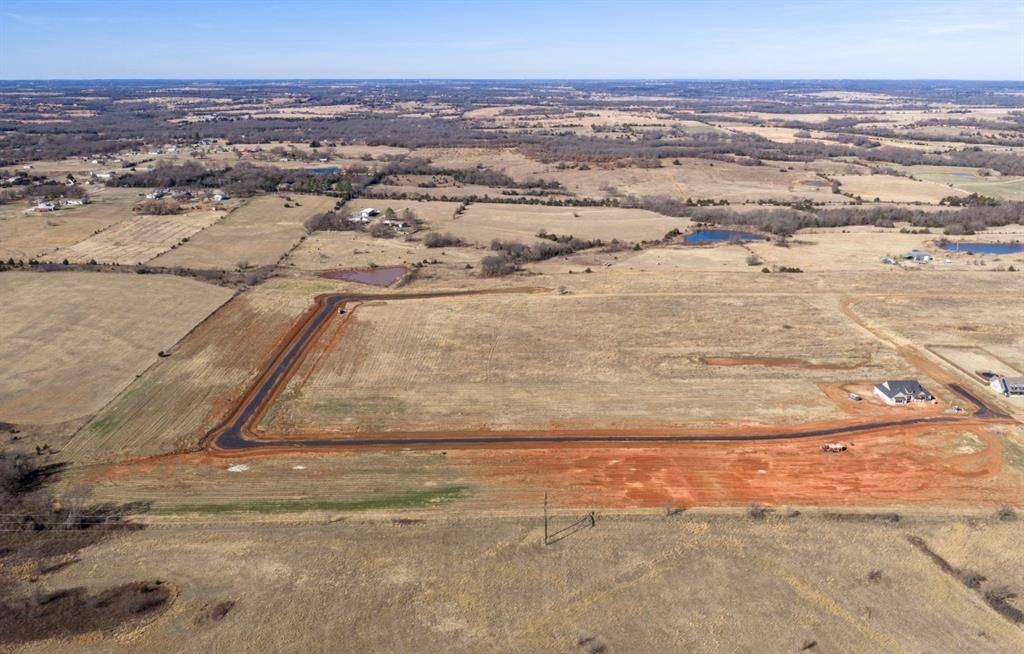 00 Carefree Lot 6 Blk 2 LN, Shawnee, OK 74804