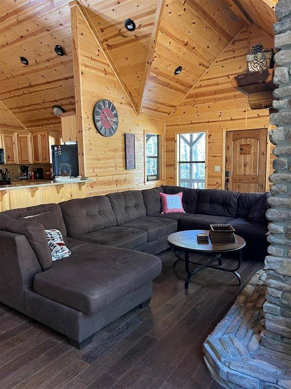 163 Mountain LOOP, Broken Bow, OK 74728