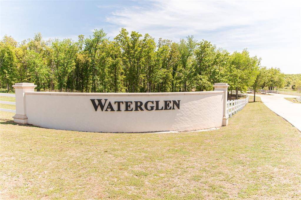 9162 Creek View RD, Guthrie, OK 73044