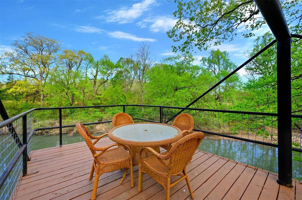 387 N Riverbend RD, Smithville, OK 74957