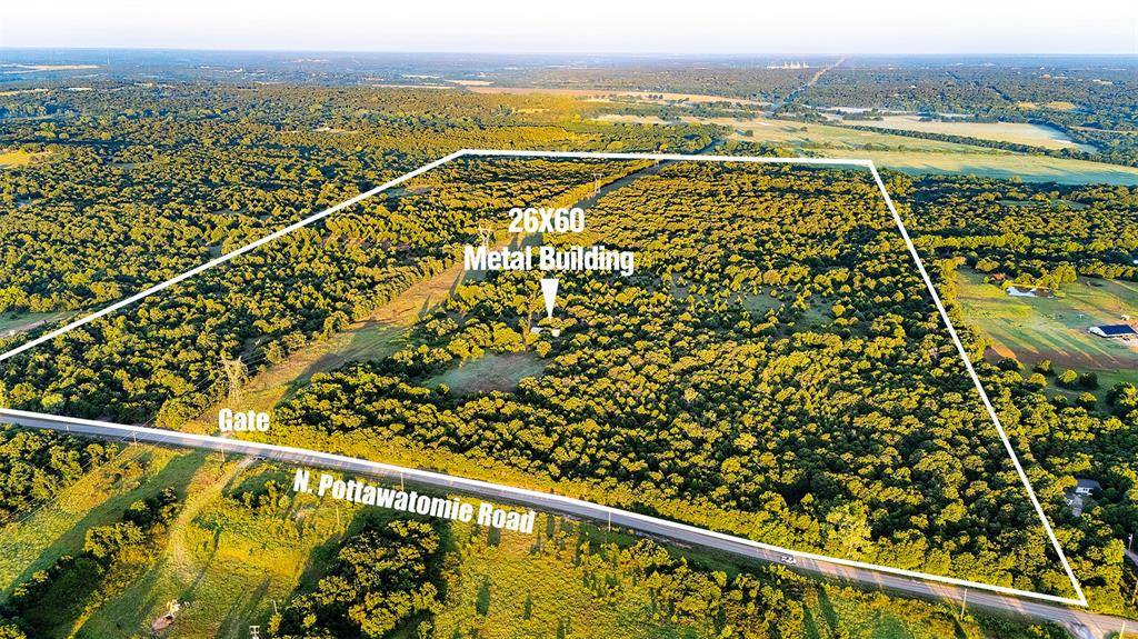 21725 N Pottawatomie RD, Luther, OK 73054