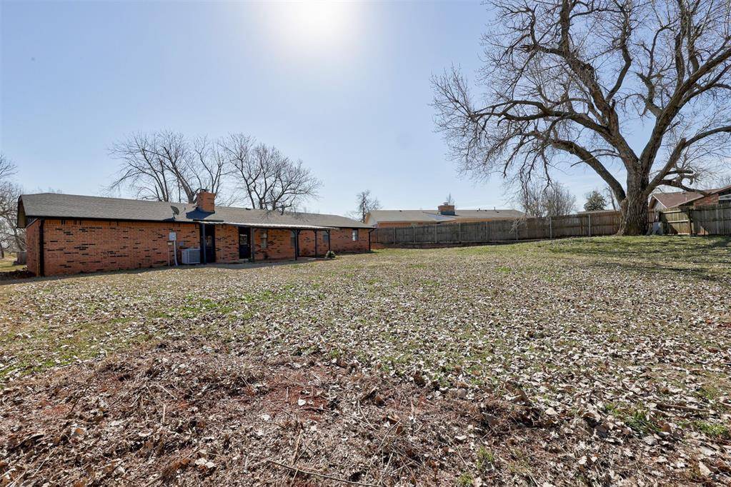 611 N canadian TER, Mustang, OK 73064