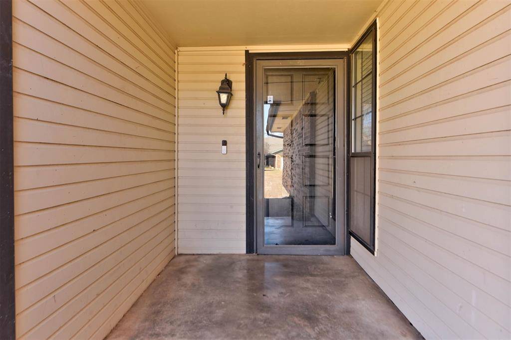 2120 Castle Rock DV, Edmond, OK 73003
