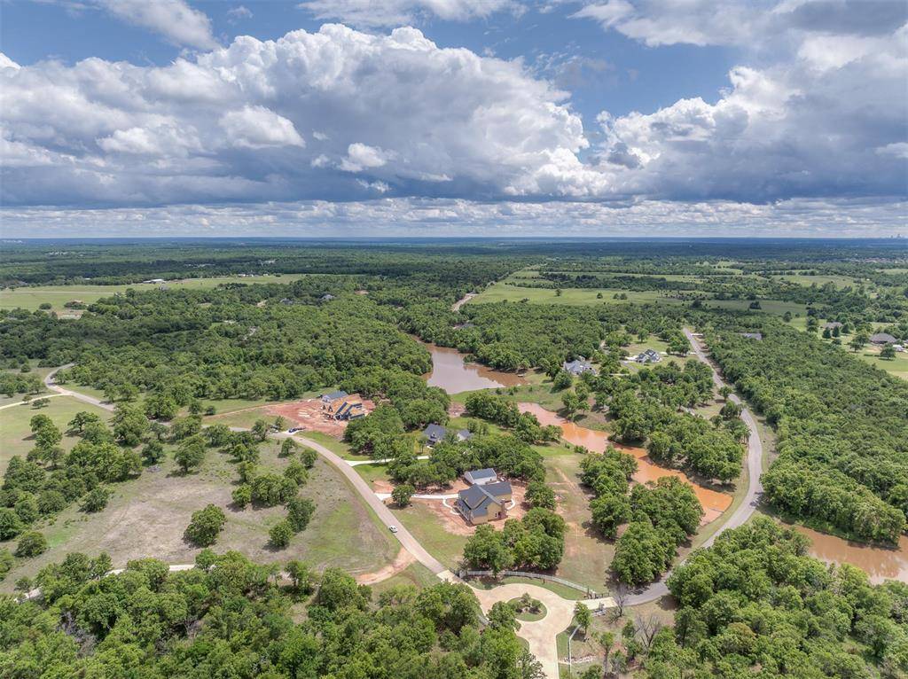 10189 Creek View RD, Guthrie, OK 73044