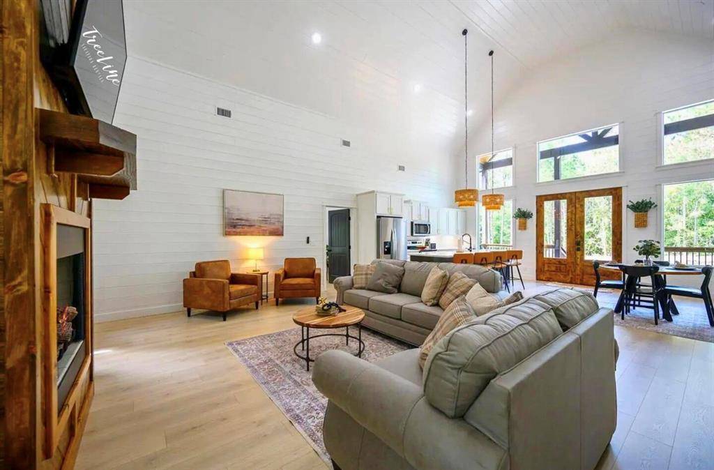 198 Bear Cedar TRL, Broken Bow, OK 74728