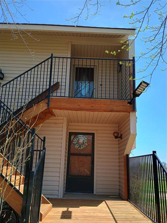 131 Falconhead DR #D, Burneyville, OK 73430