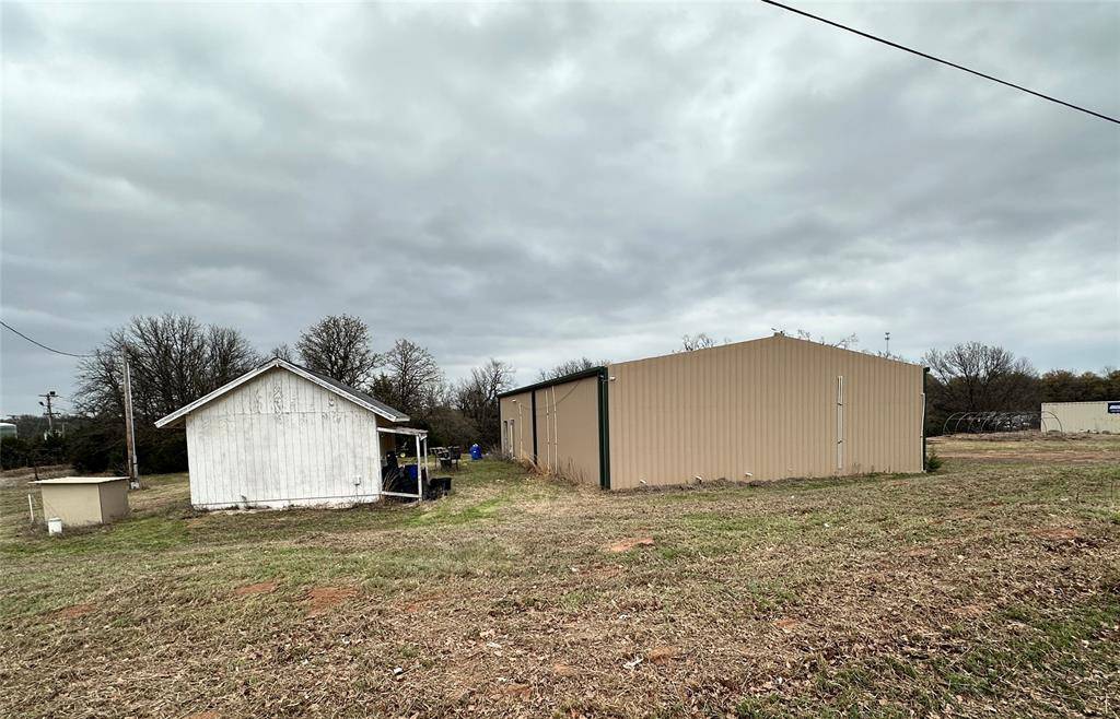 20265 Fairbanks LN, Tecumseh, OK 74873