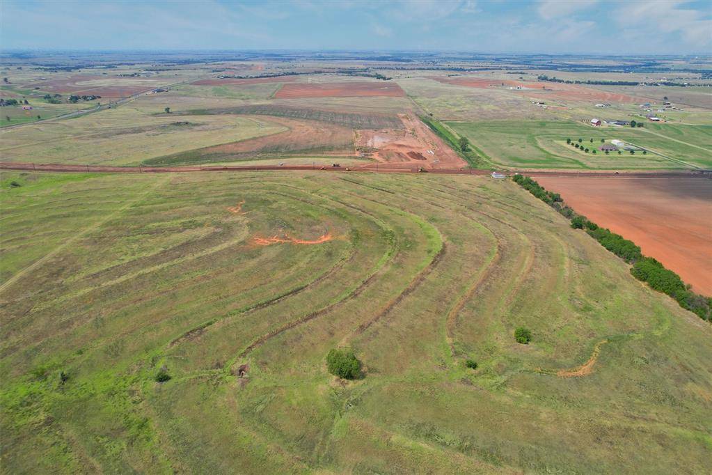 26 Lawter RD, Weatherford, OK 73096