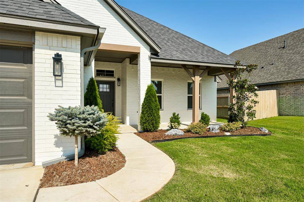 3401 Slate River DR, Yukon, OK 73099