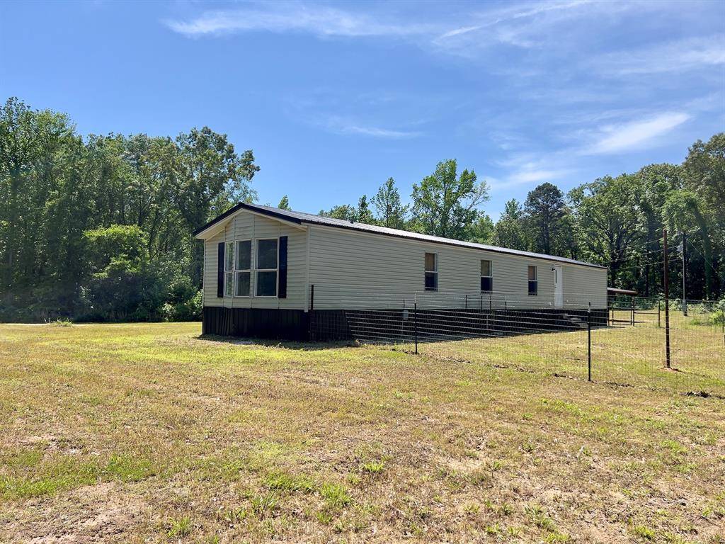 559 Poppy RD, Broken Bow, OK 74728