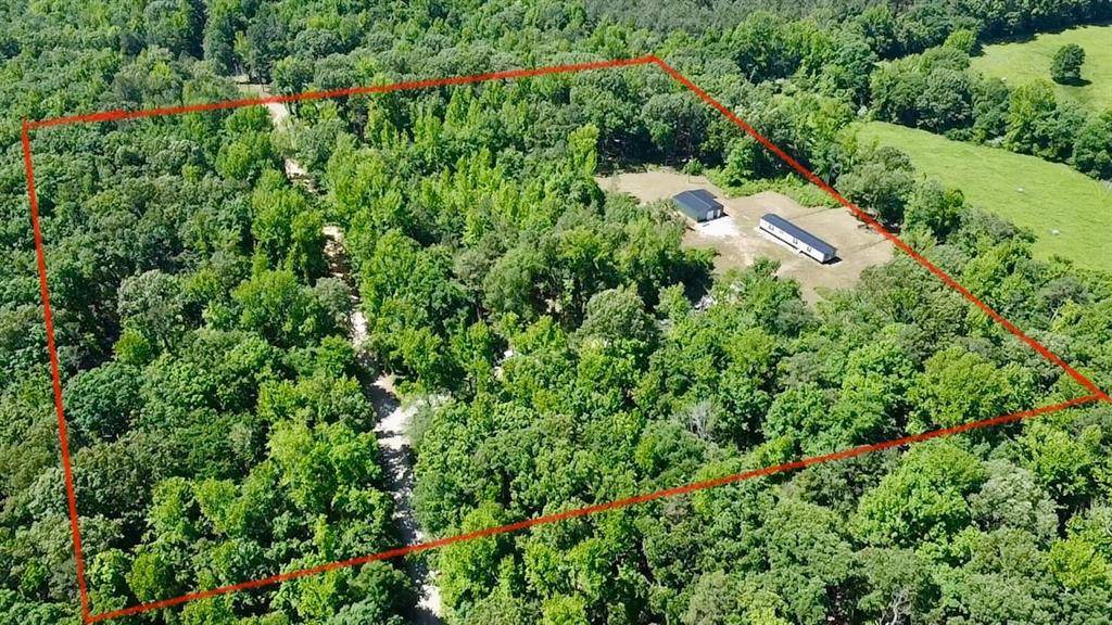 559 Poppy RD, Broken Bow, OK 74728