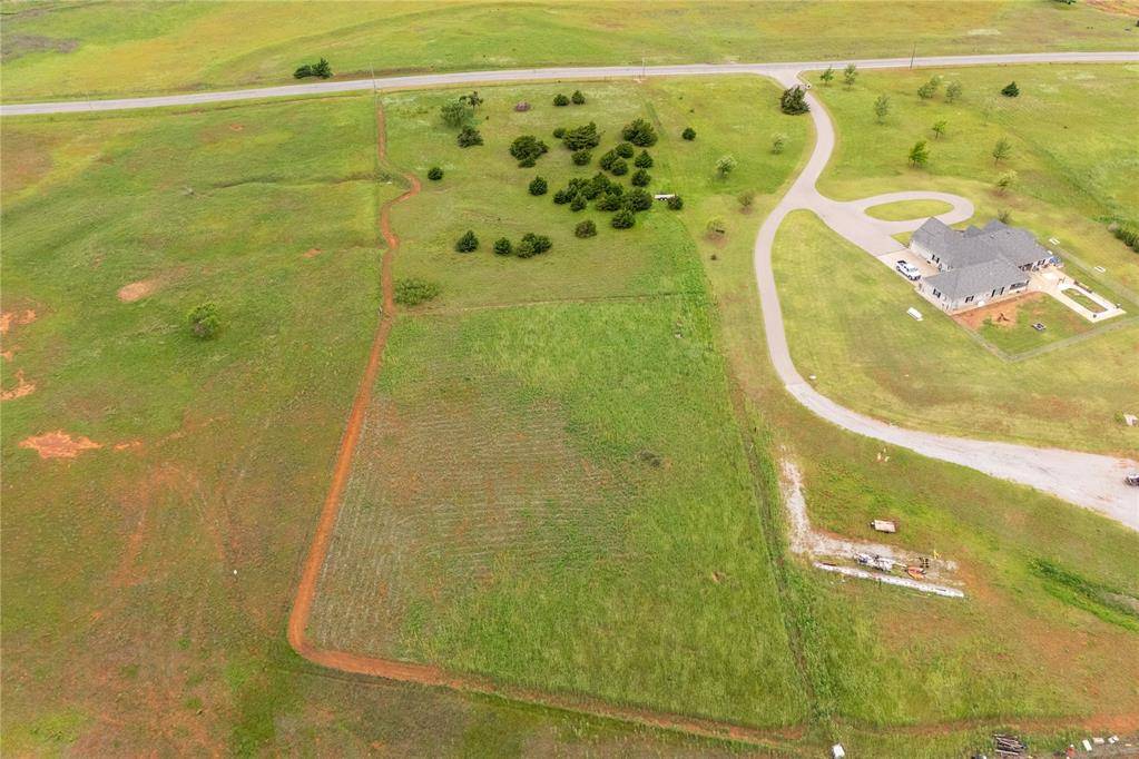 N 2440 RD #South, Weatherford, OK 73096