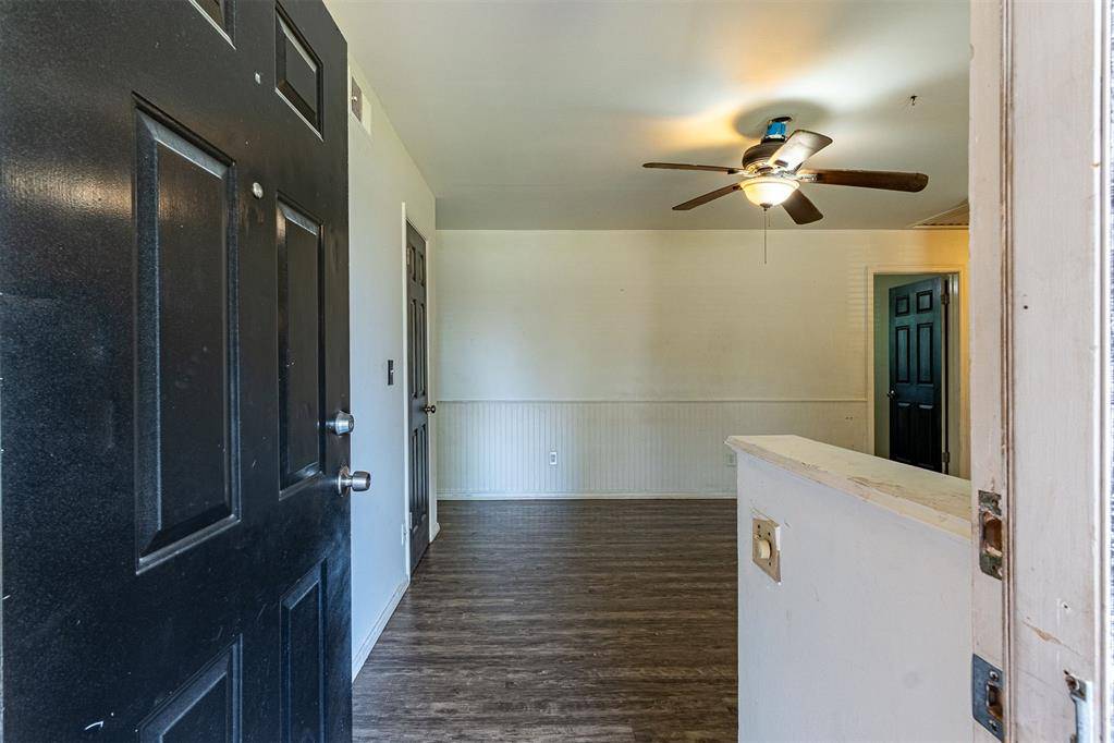 203 Eberle DR, Moore, OK 73160