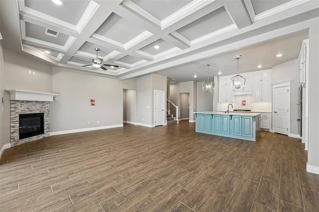 9300 NW 116th ST, Yukon, OK 73099