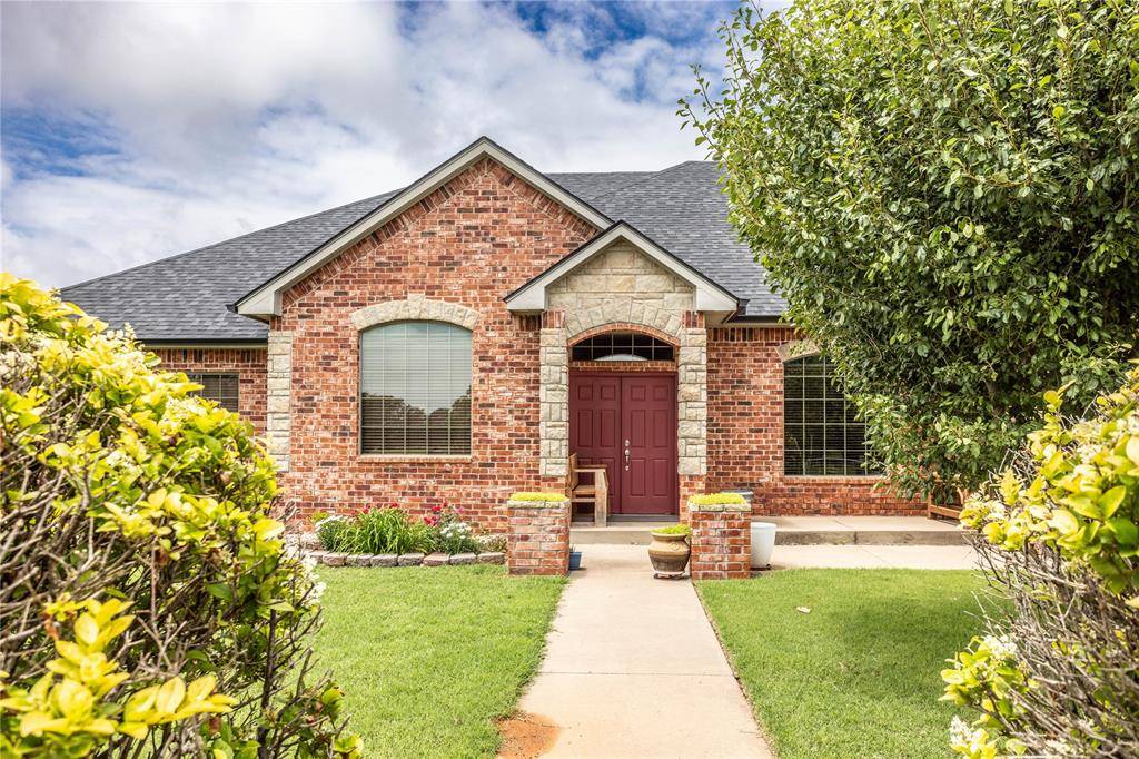 3417 Lyle RD, Weatherford, OK 73096