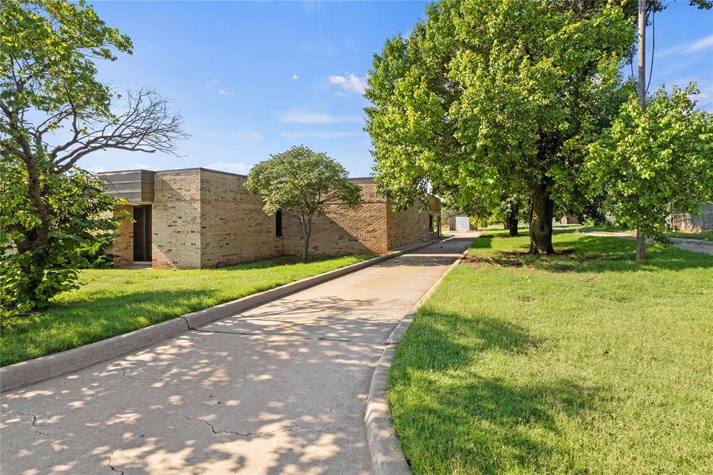 400 S Main AVE, Custer City, OK 73639