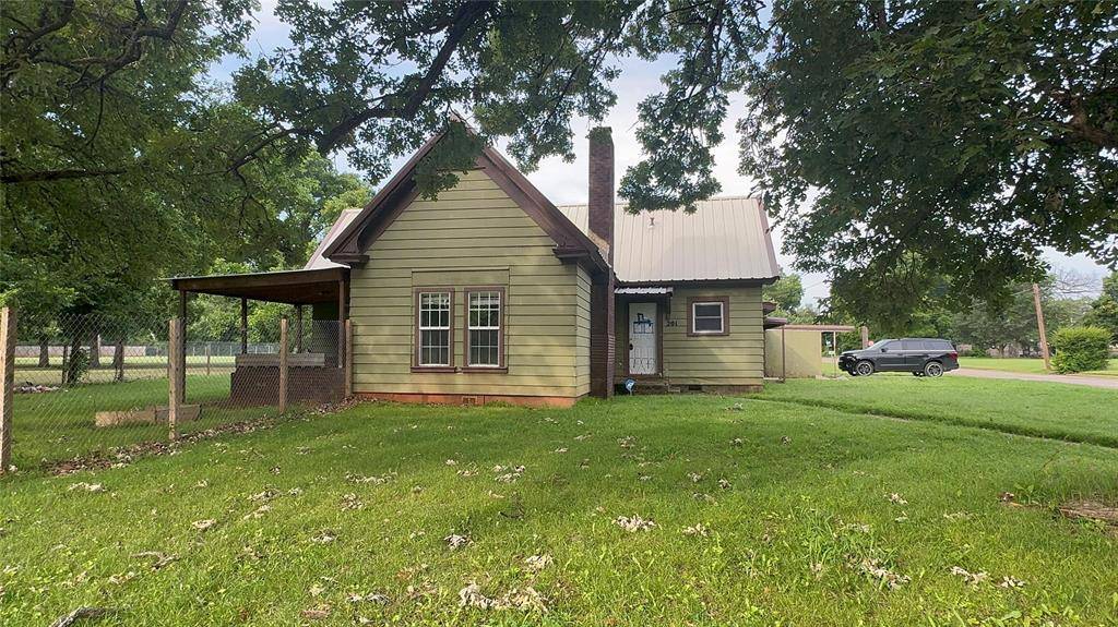 201 S Oak ST, Pauls Valley, OK 73075