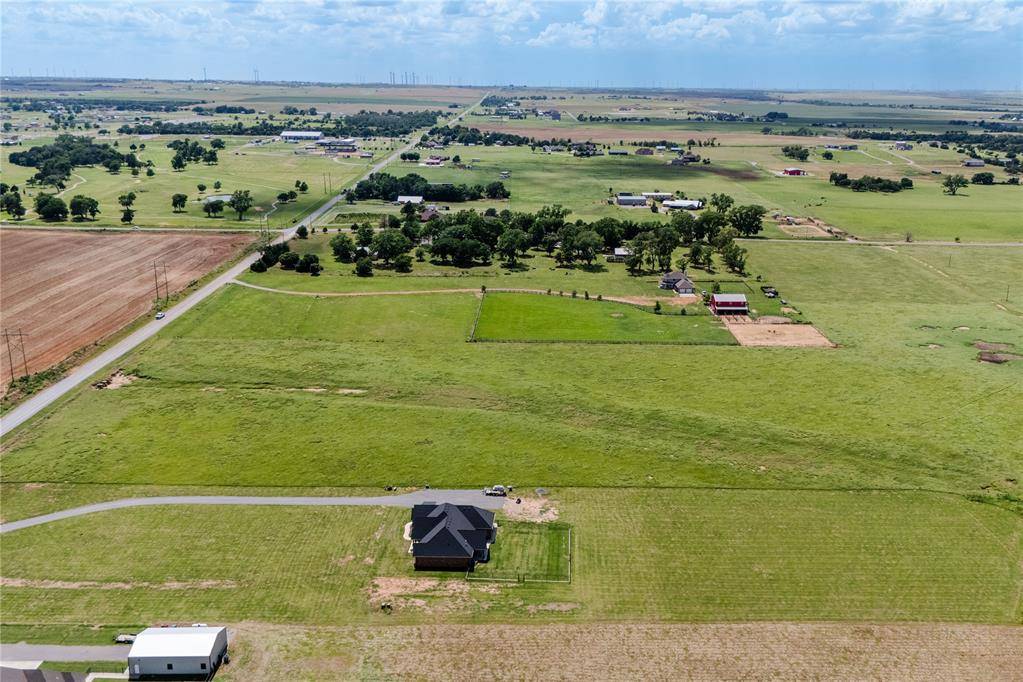E Arapaho RD, Weatherford, OK 73096