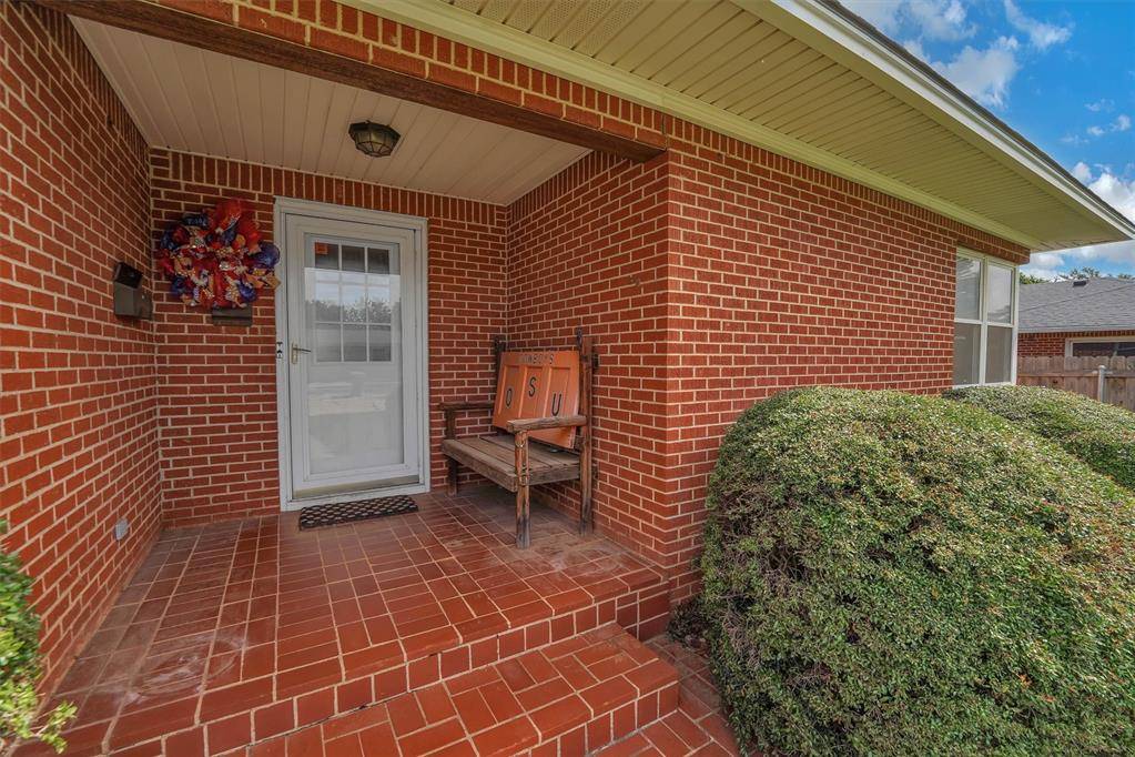 315 W 6th ST, Cordell, OK 73632