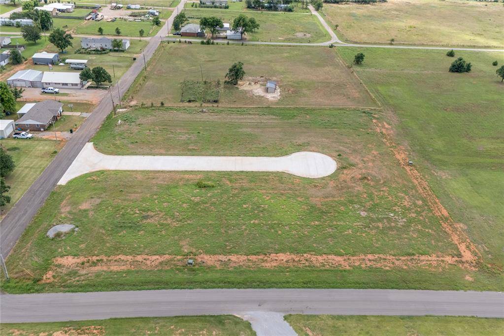 700 N 12th ST #Lot6, Thomas, OK 73669