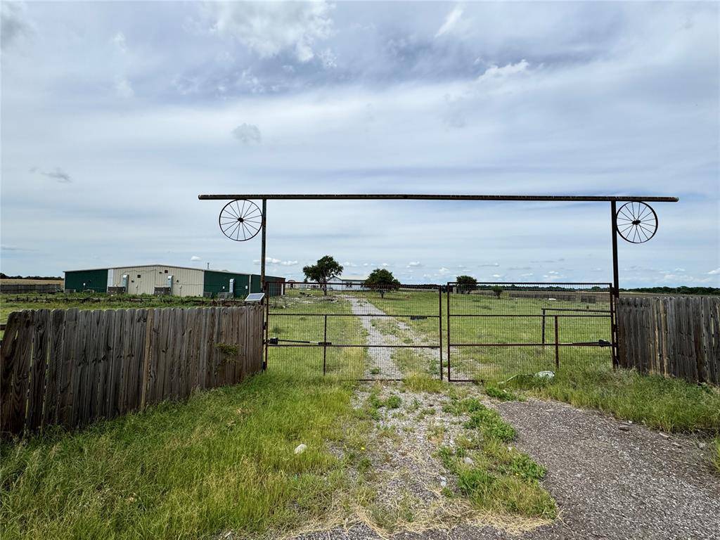17871 E 1200 RD, Erick, OK 73645