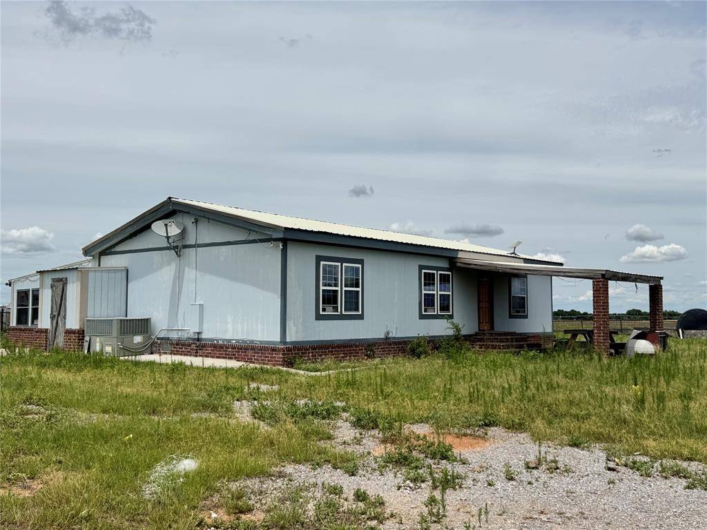 17871 E 1200 RD, Erick, OK 73645