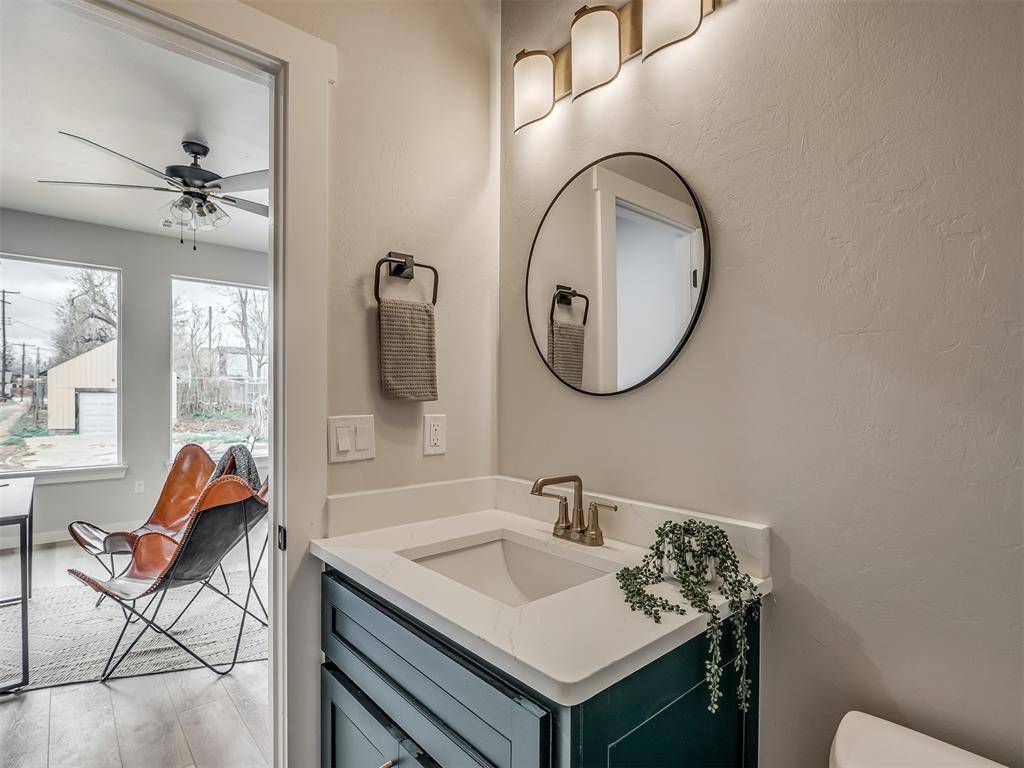1308 NW 11th ST, Oklahoma City, OK 73106