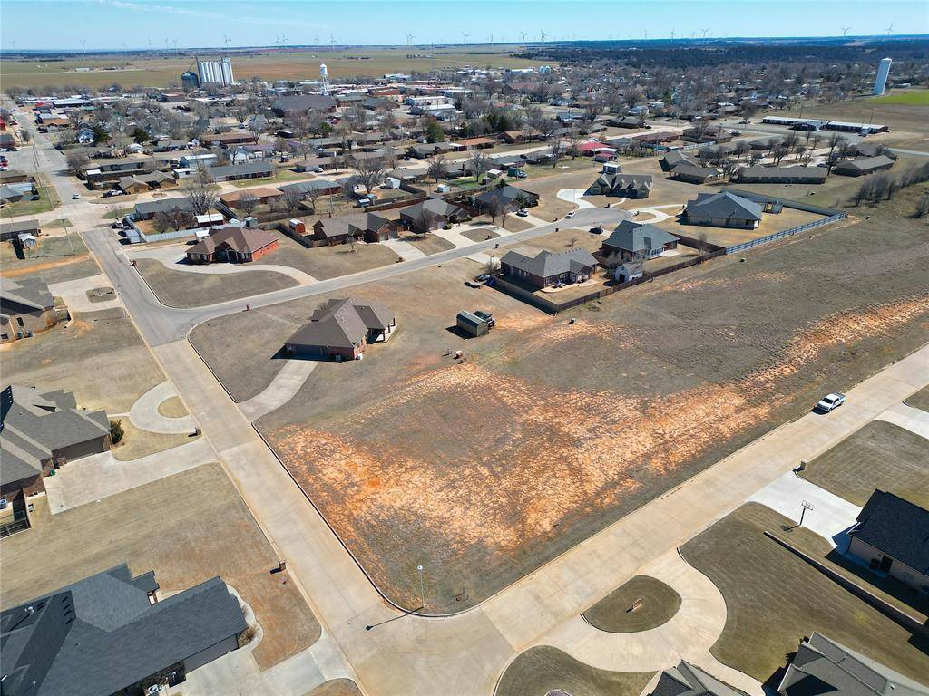 N Allison ST, Hinton, OK 73047