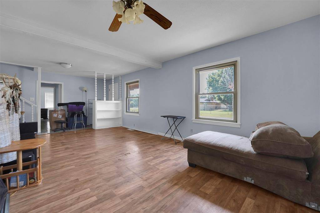 319 E 5th ST, Helena, OK 73741