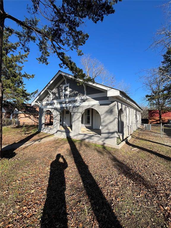 304 N Broadway ST, Broken Bow, OK 74728