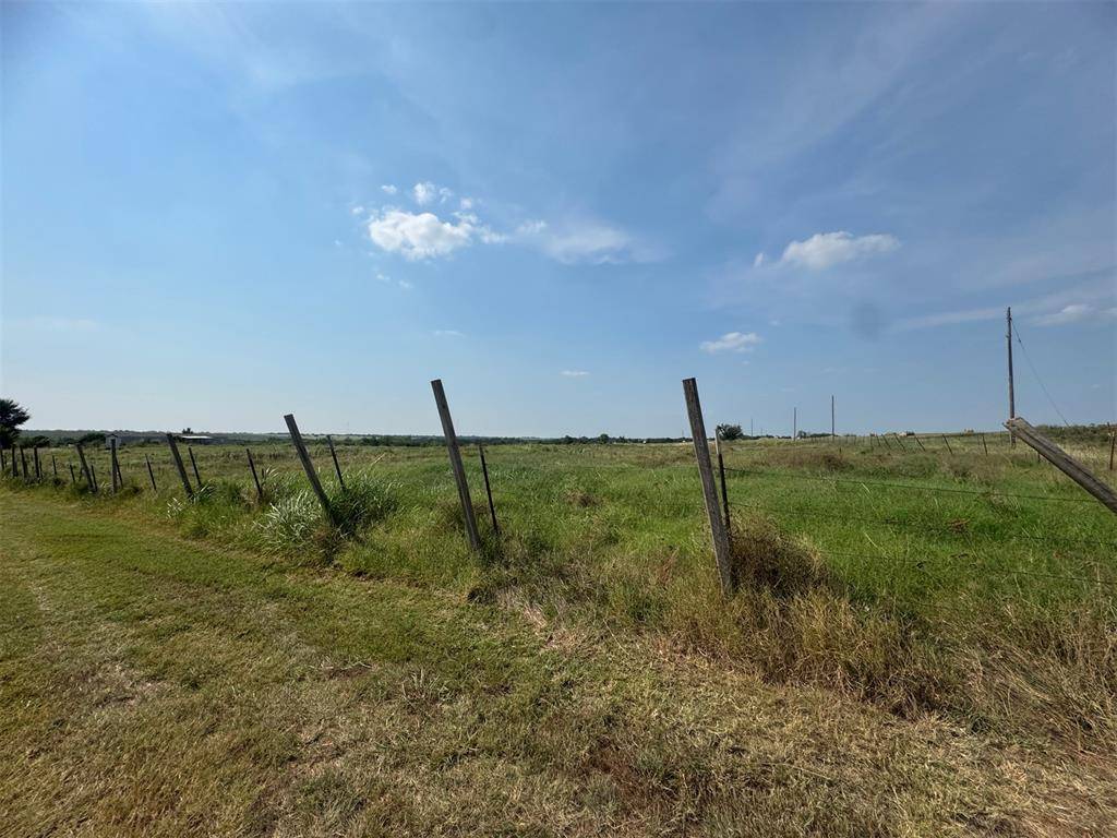 Tall Oaks LN, Guthrie, OK 73044
